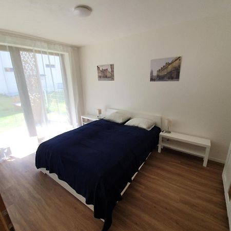 Modern Apartment With Terrace And Garage In The City Center Plzeň Extérieur photo